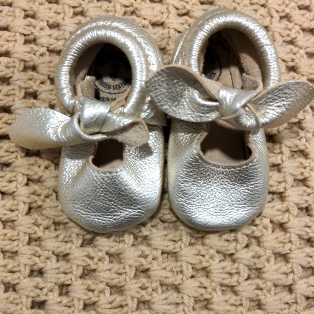 EUC Freshly Picked Mary Jane Moccasins